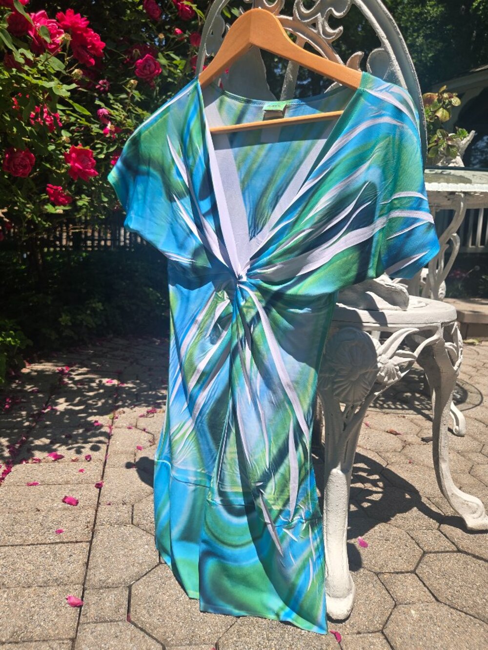 Blue and green tie dye fitted top - Picture 6 of 7